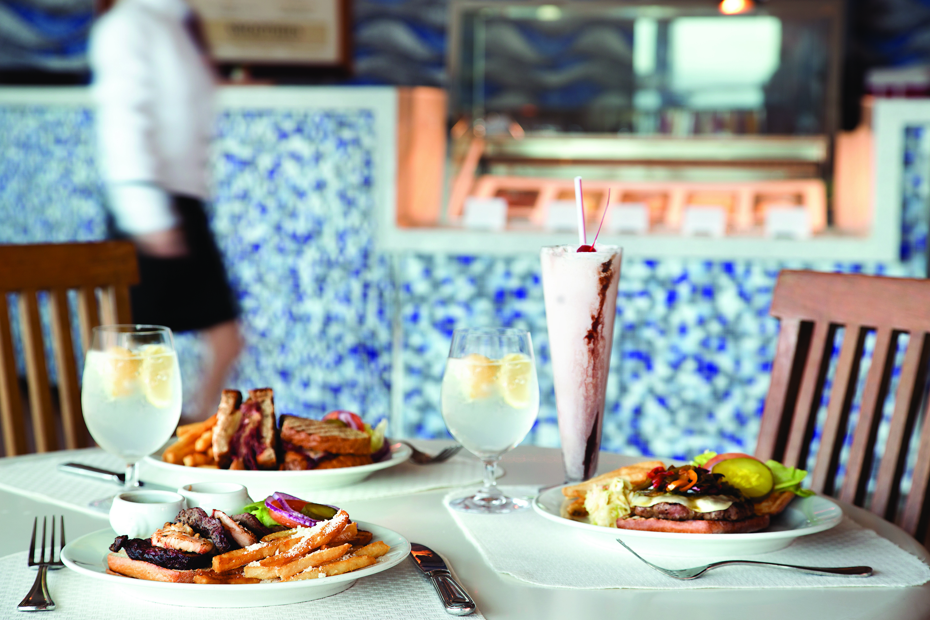 Laid-back style at Waves Grill