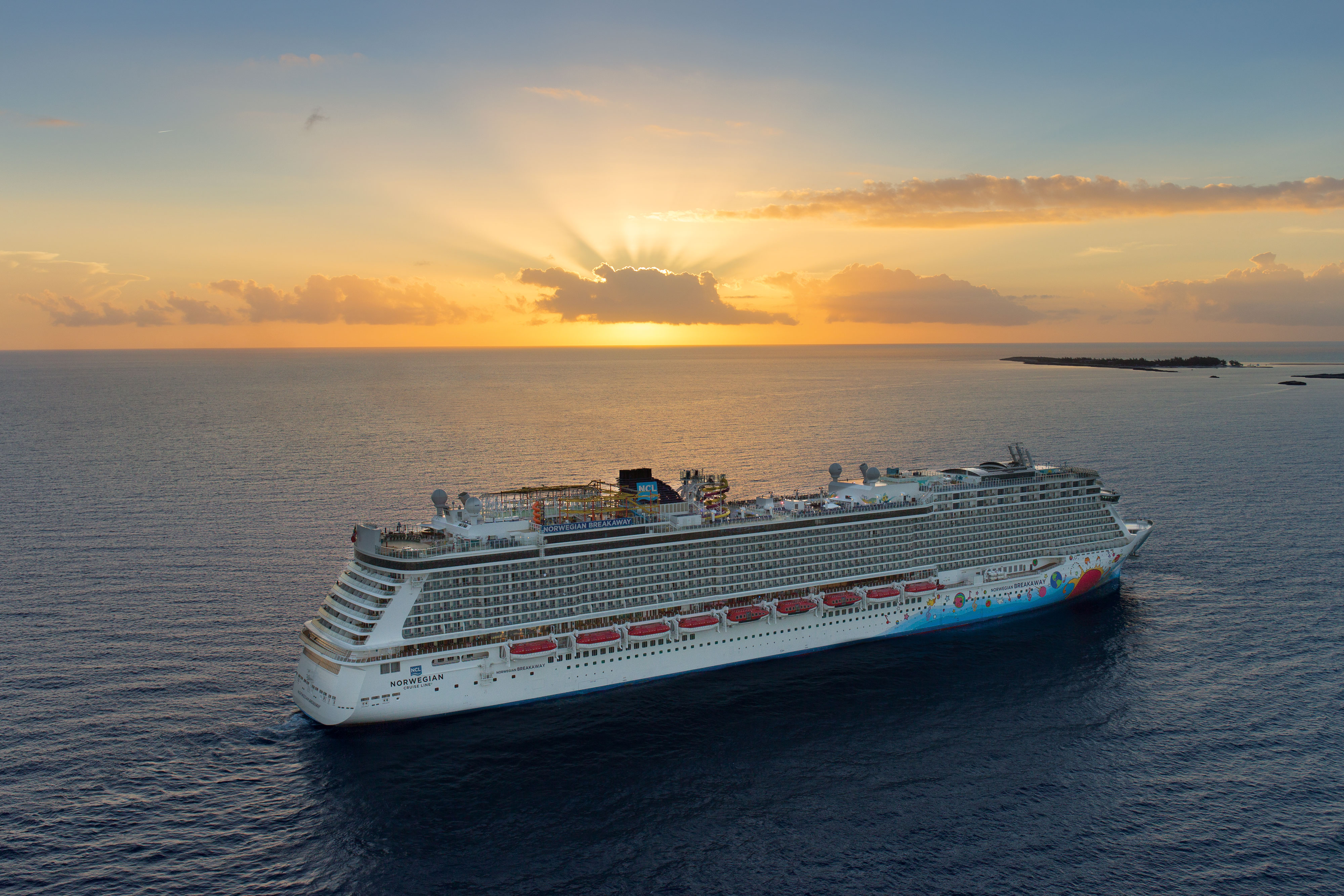 Current location for Norwegian Breakaway
