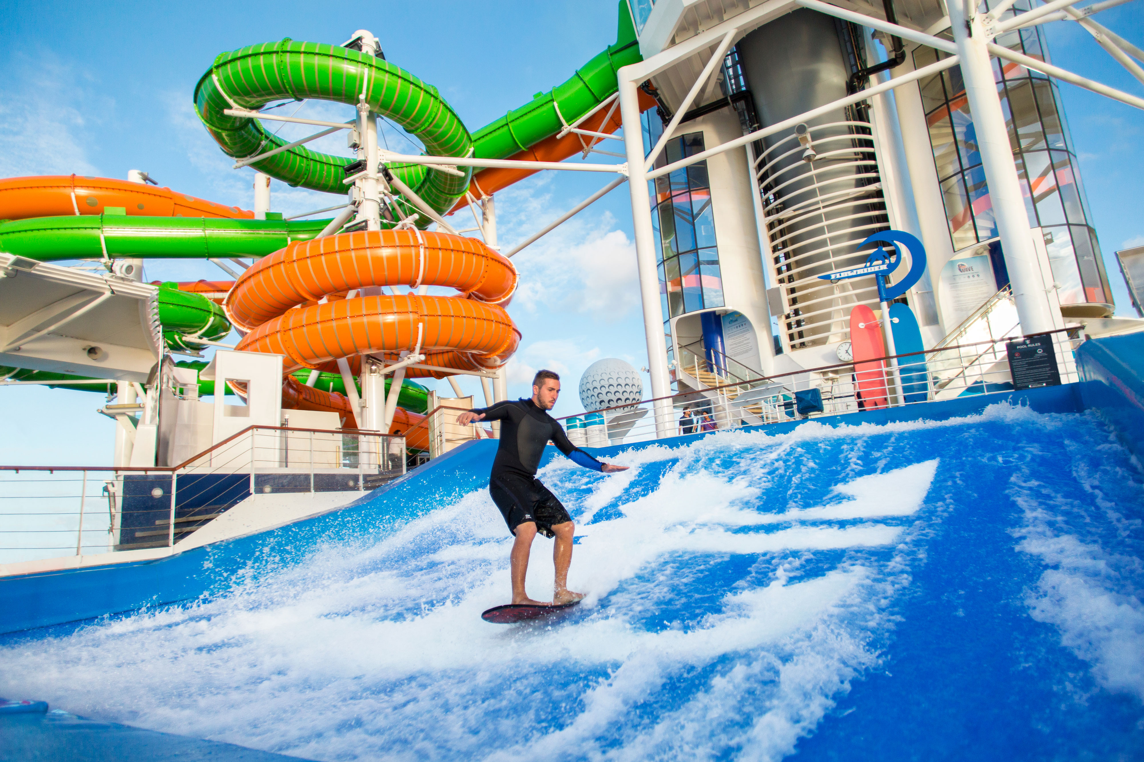The surf simulator Flowrider