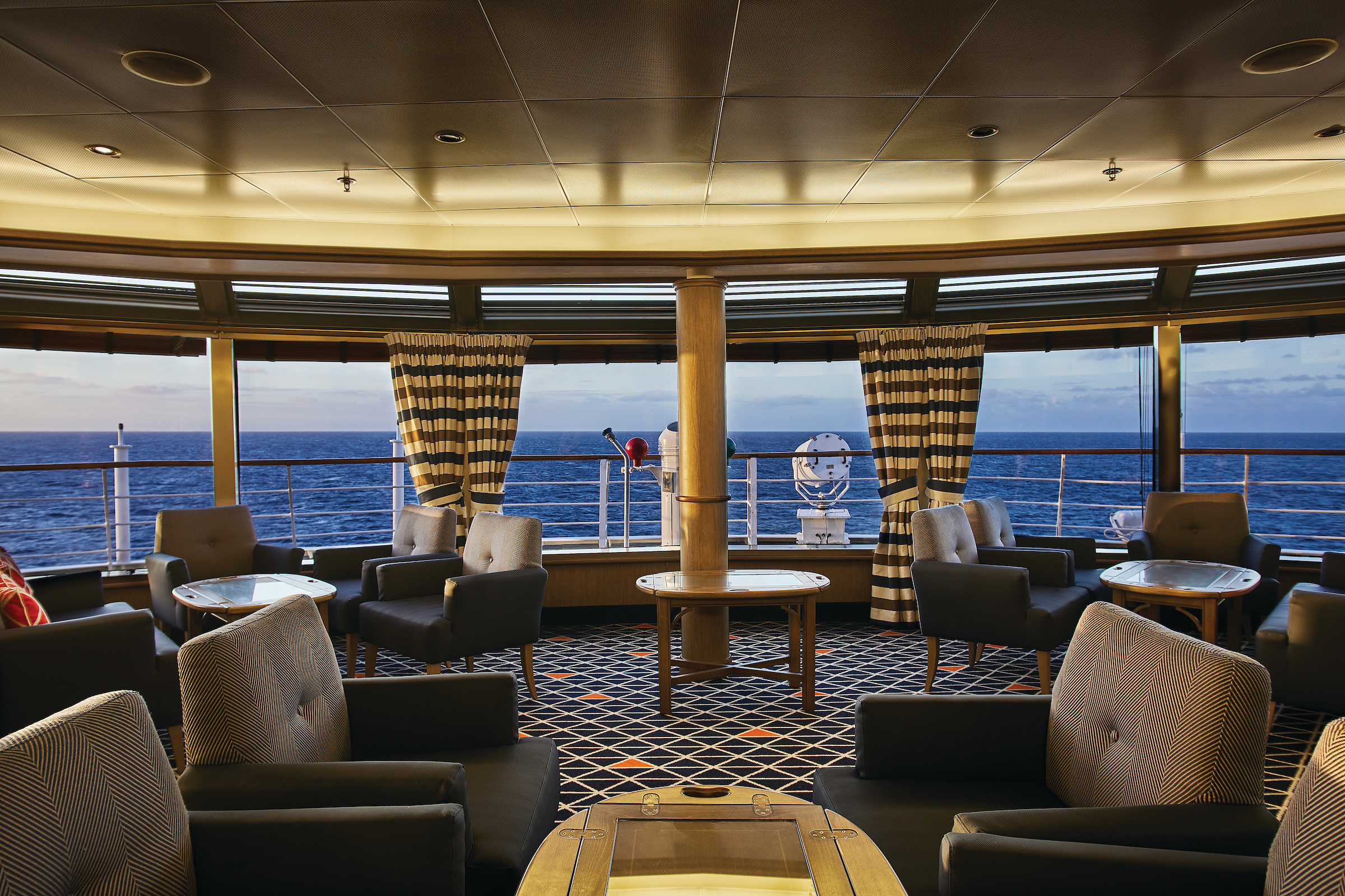 Panoramic windows in Panorama Lounge