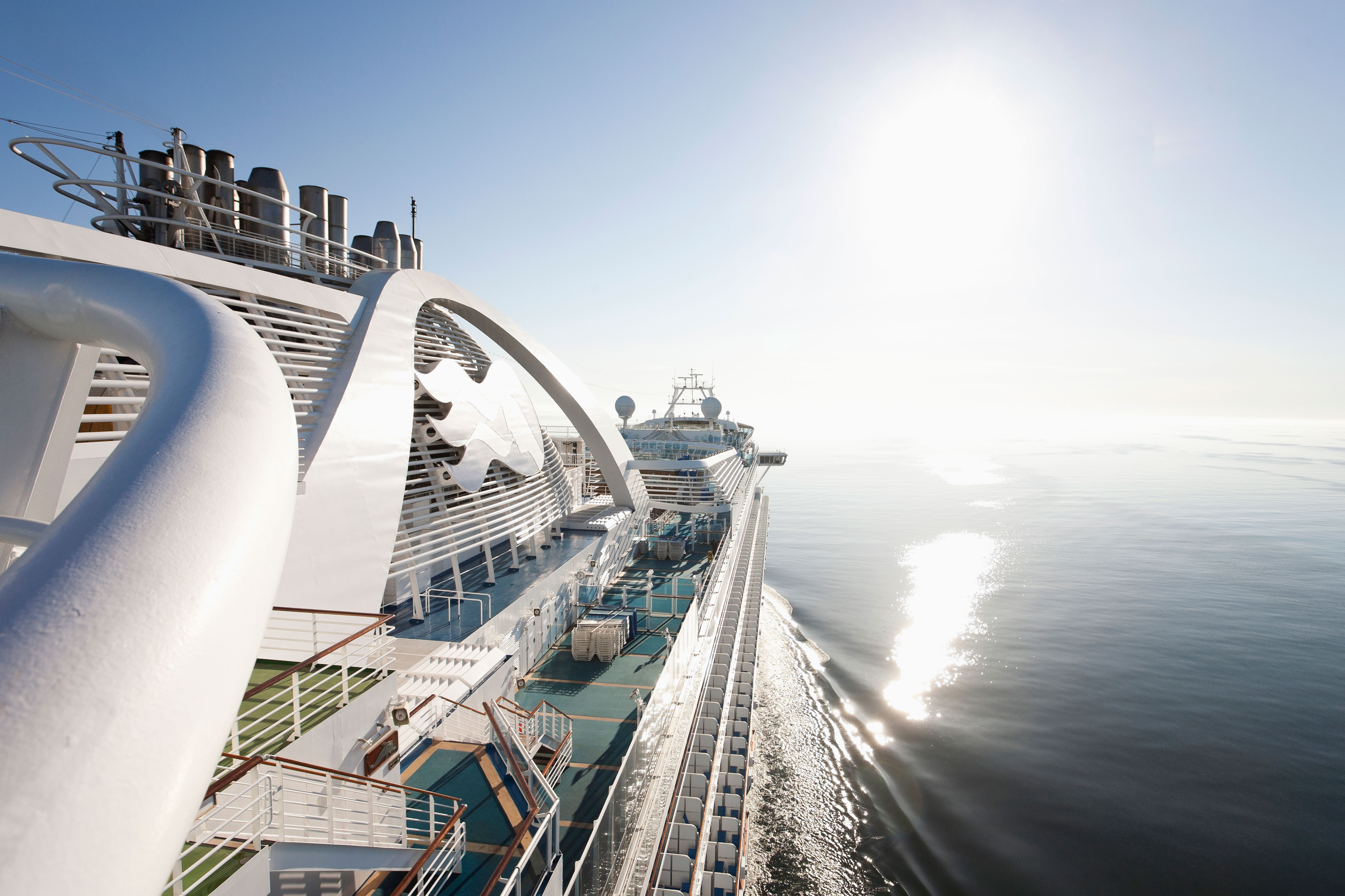 Current location for Emerald Princess