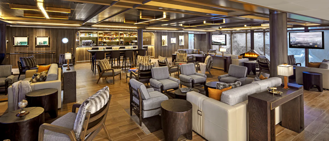 Expedition Lounge