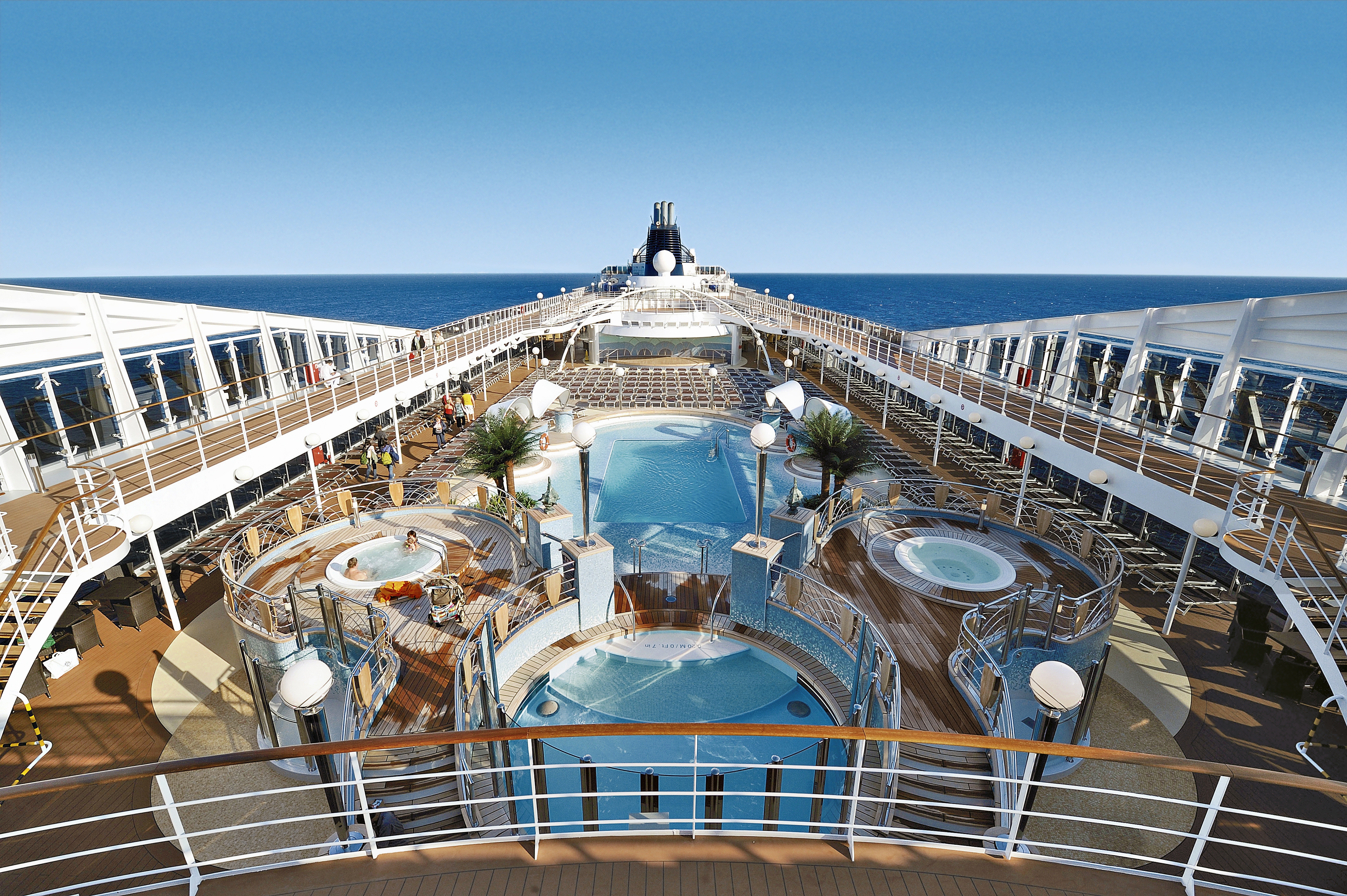 Current location for MSC Poesia