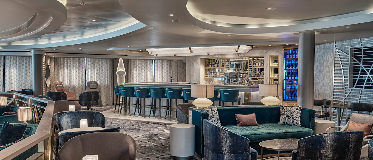 Explorer Lounge