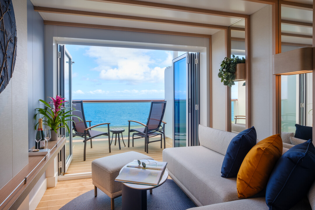 P&O Arvia Conservatory Mini Suite
