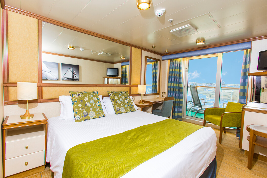 P&O Azura Balcony Cabin