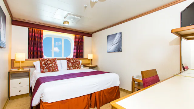 P&O Azura Outside Sea View Cabin