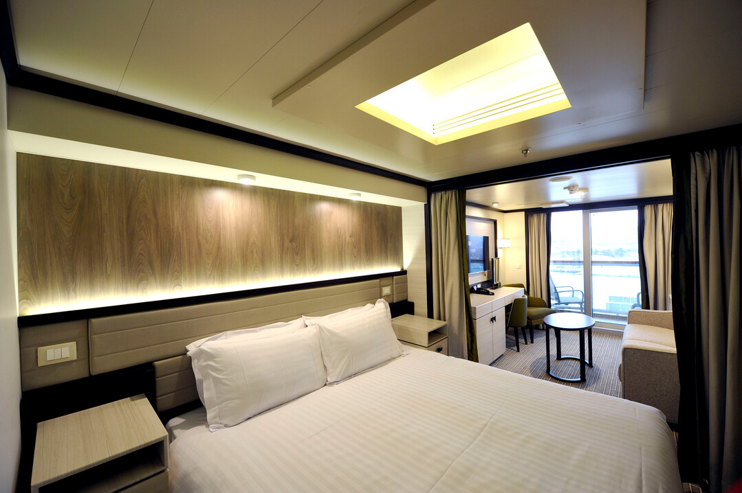 P&O Britannia Superior Deluxe Balcony Cabin