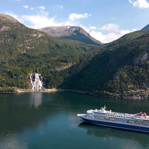 Fred Olsen's Balmoral cruising in Norway