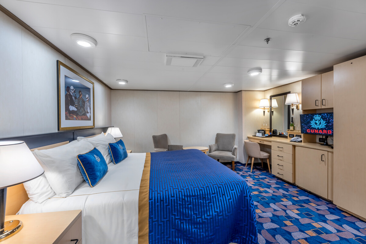 Cunard Queen Elizabeth Deluxe Inside Cabin