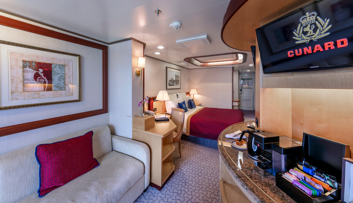 Cunard Queen Elizabeth Princess Grill Suite
