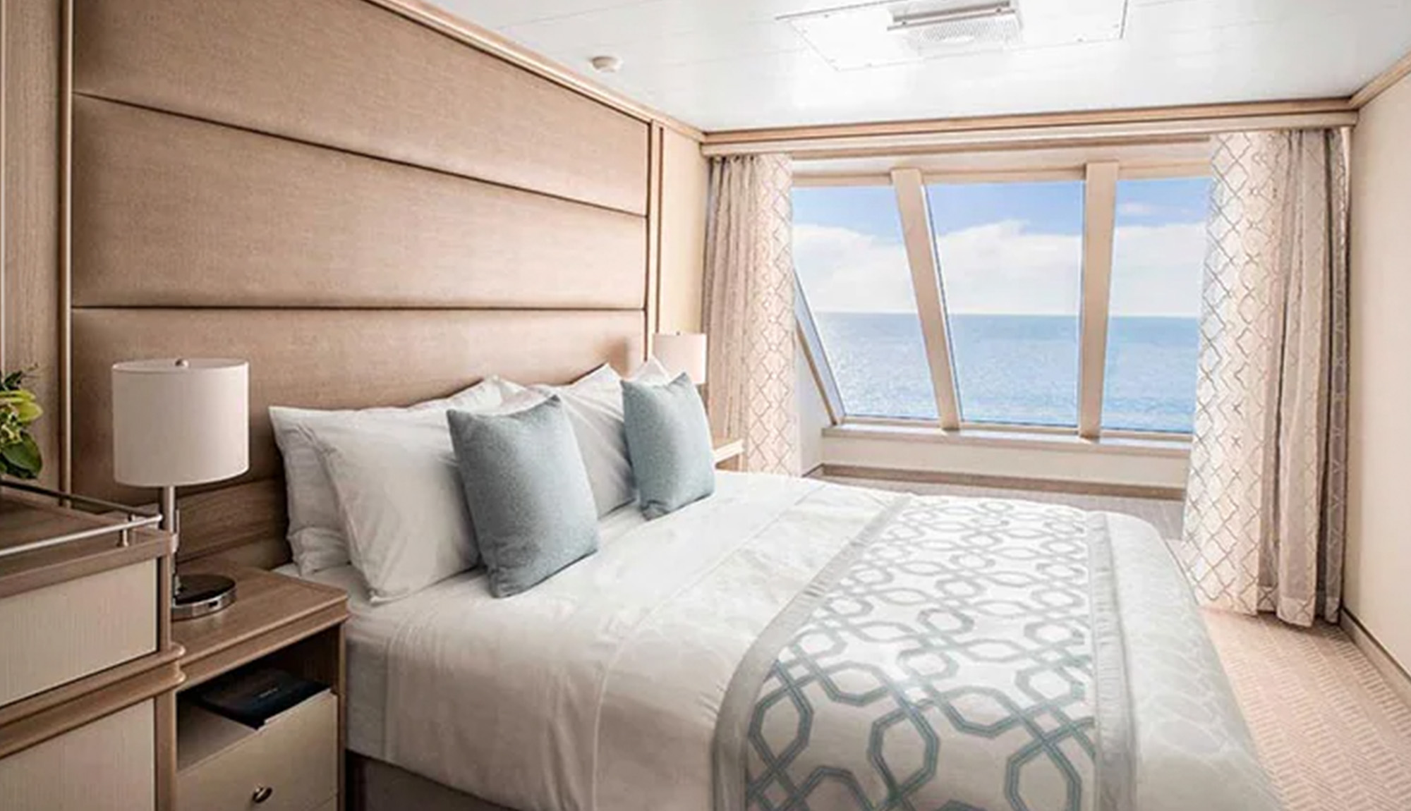 Princess Enchanted Princess Oceanview Stateroom