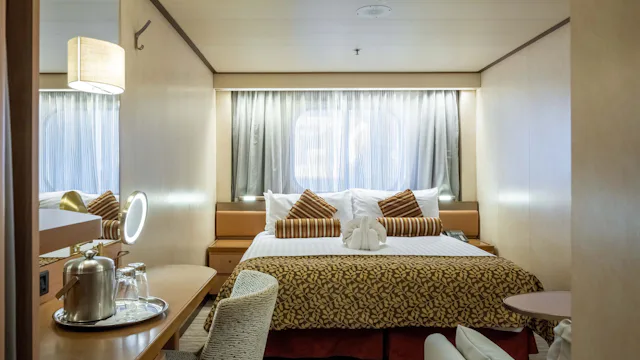 Ambassador Renaissance | Southampton Cruise Centre