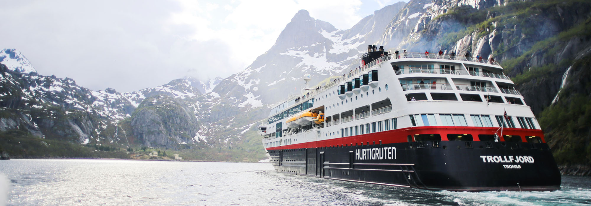 Hurtigruten MS Trollfjord Cruise Ship