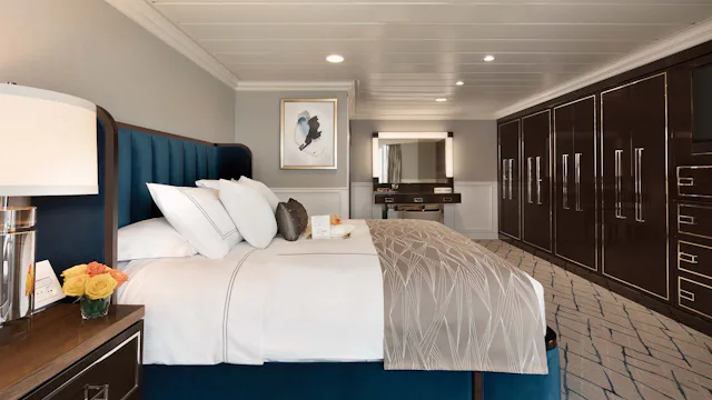 Oceania Regatta Owner's Suite