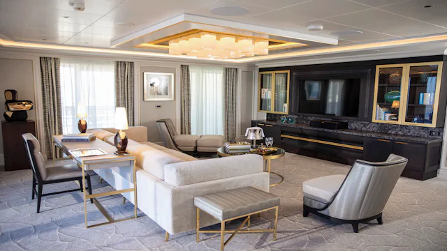 Regent Seven Seas Splendor Regent Suite Living Room