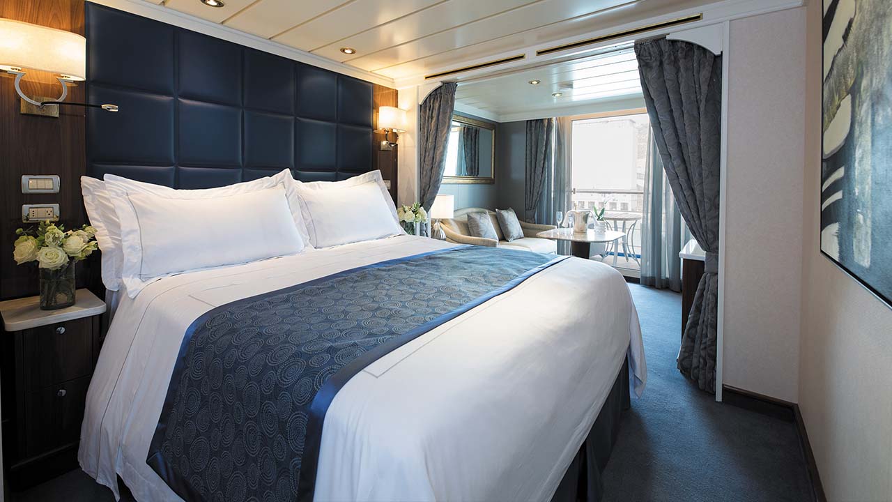 Regent Seven Seas Mariner Deluxe Veranda Suite
