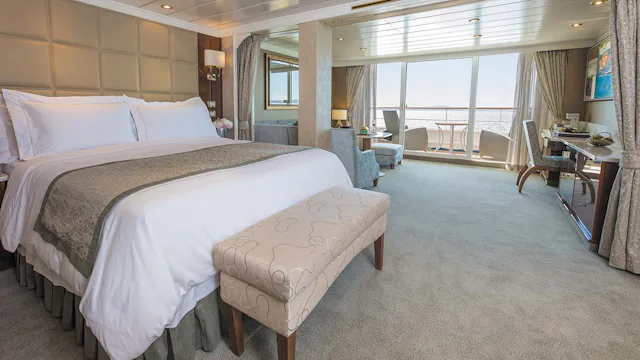 Regent Seven Seas Mariner Penthouse Suite