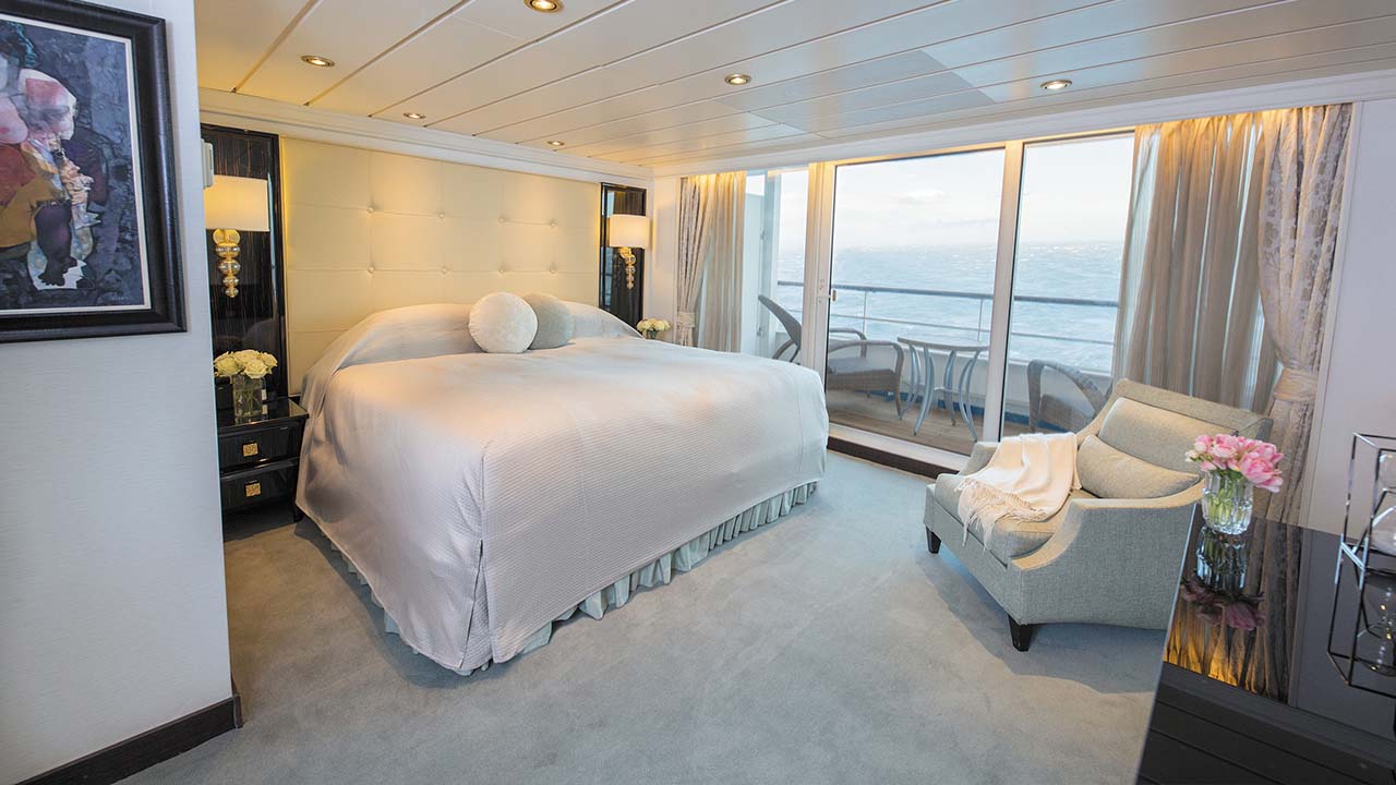 Regent Seven Seas Mariner Signature Suite