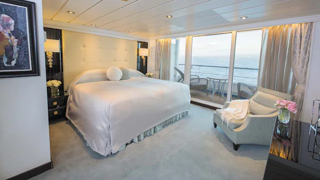 Regent Seven Seas Mariner Signature Suite