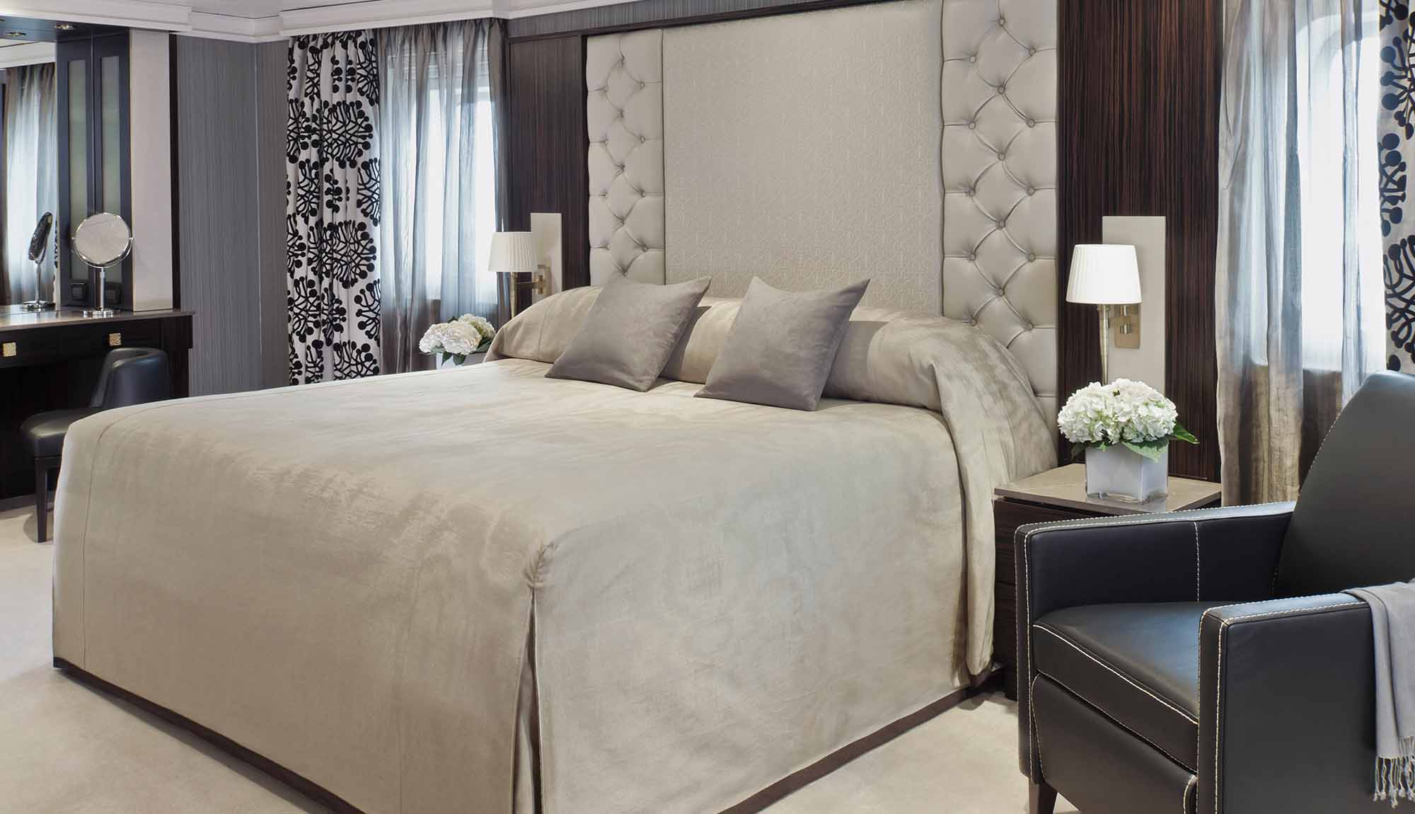 Regent Seven Seas Navigator Grand Suite