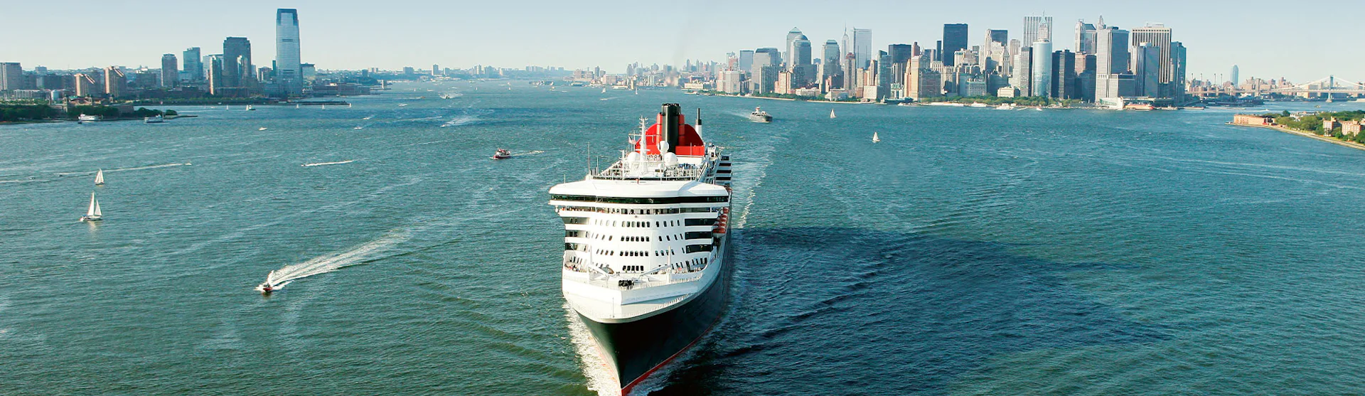 Queen Mary 2 in New York