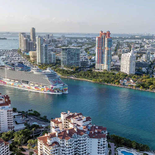 NCL Norwegian Aqua Cruise Ship