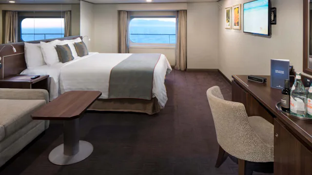 Holland America Nieuw Amsterdam Oceanview Cabin
