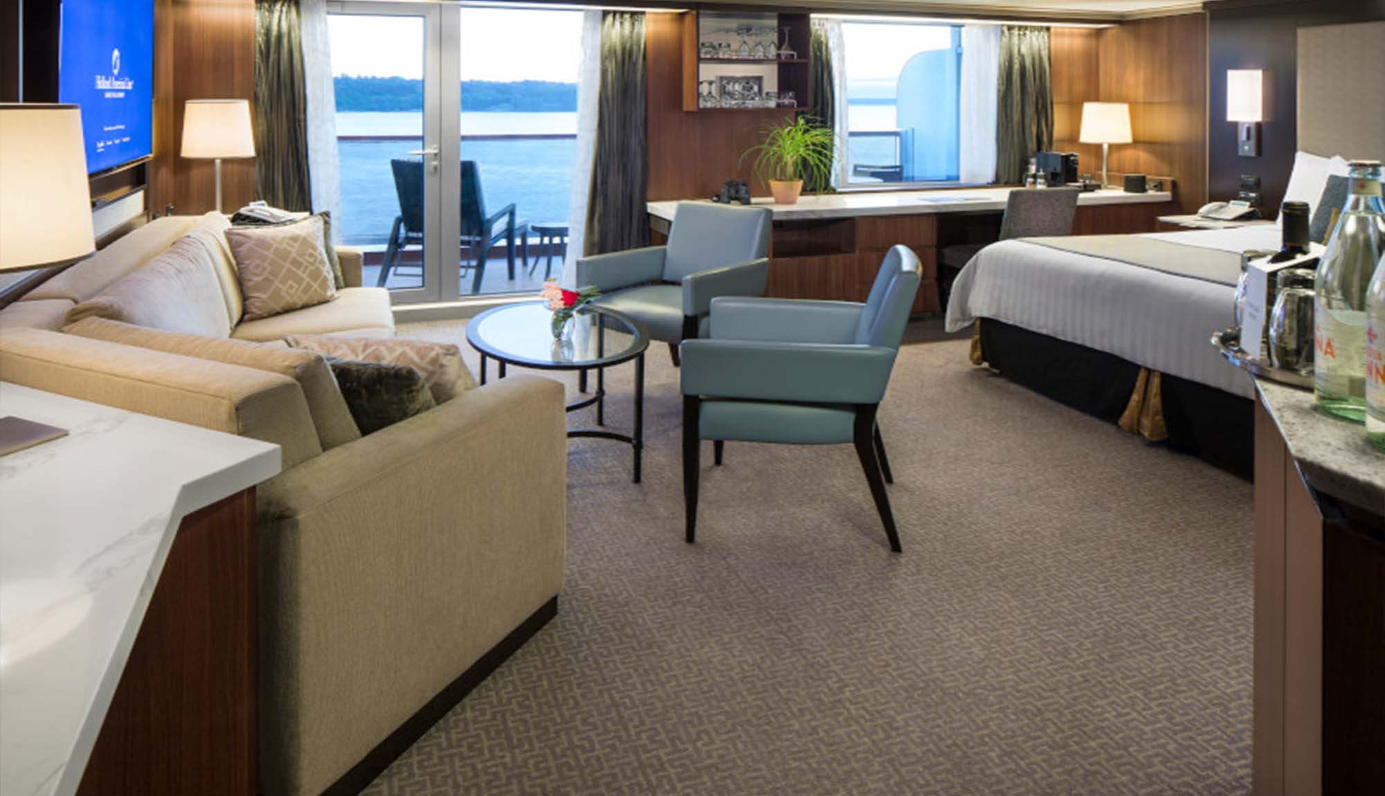 Holland America Nieuw Amsterdam Suite