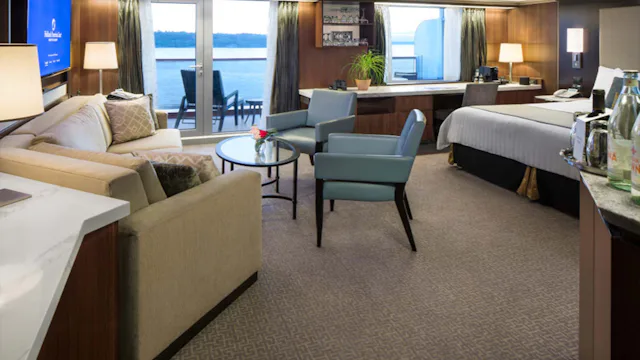 Holland America Nieuw Amsterdam Suite