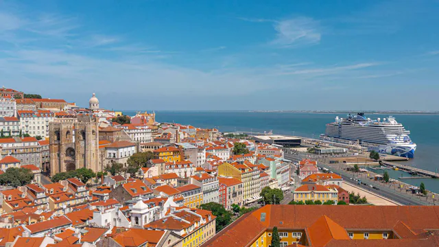 Norwegian Viva Ship in Lisbon