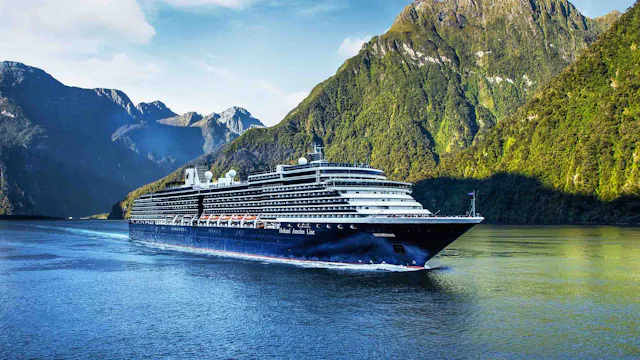 Holland America Noordam