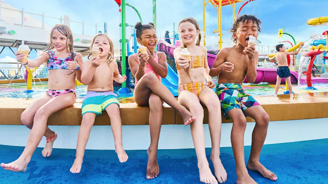 Kids onboard Wonder of the Seas at Splashaway Bay
