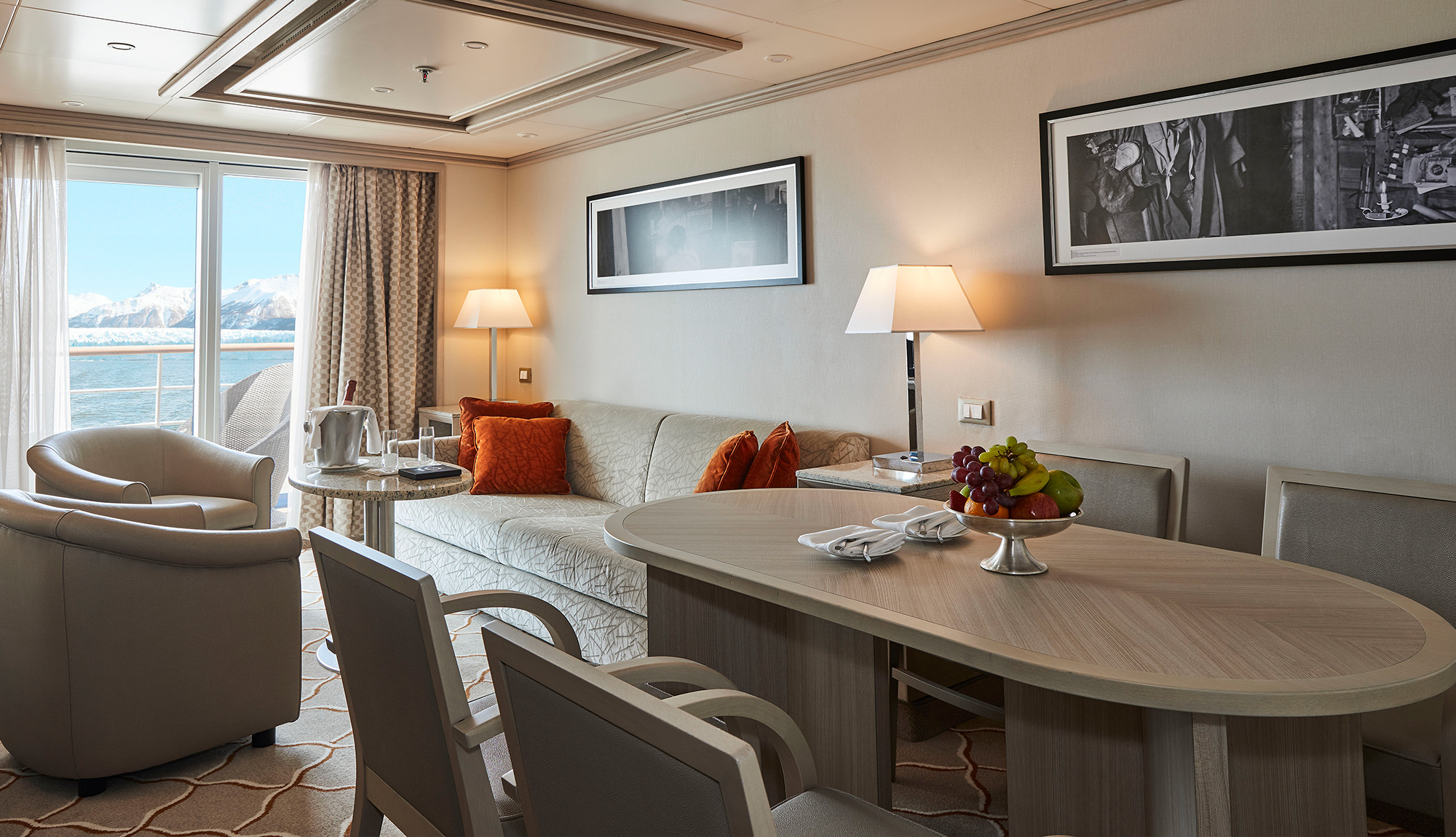 SIlversea Silver Cloud Medallion Suite