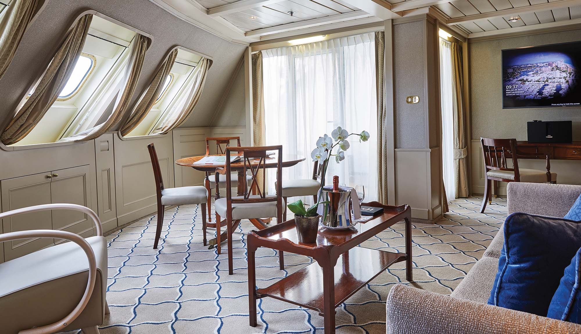 Silversea Silver Wind Royal Suite