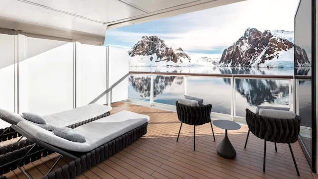 Silversea Silver Endeavour Signature Suite