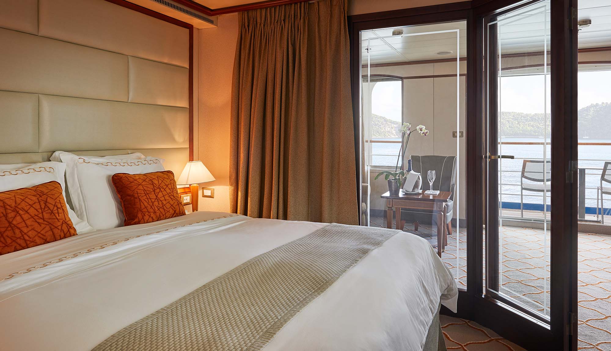 Silversea Silver Shadow Whisper Medallion Suite