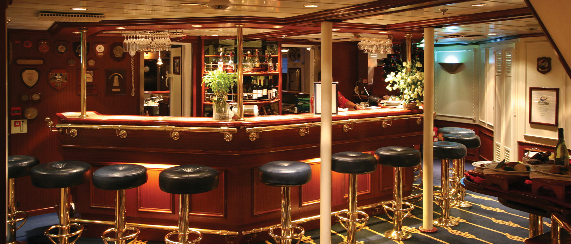 Star Clipper main bar