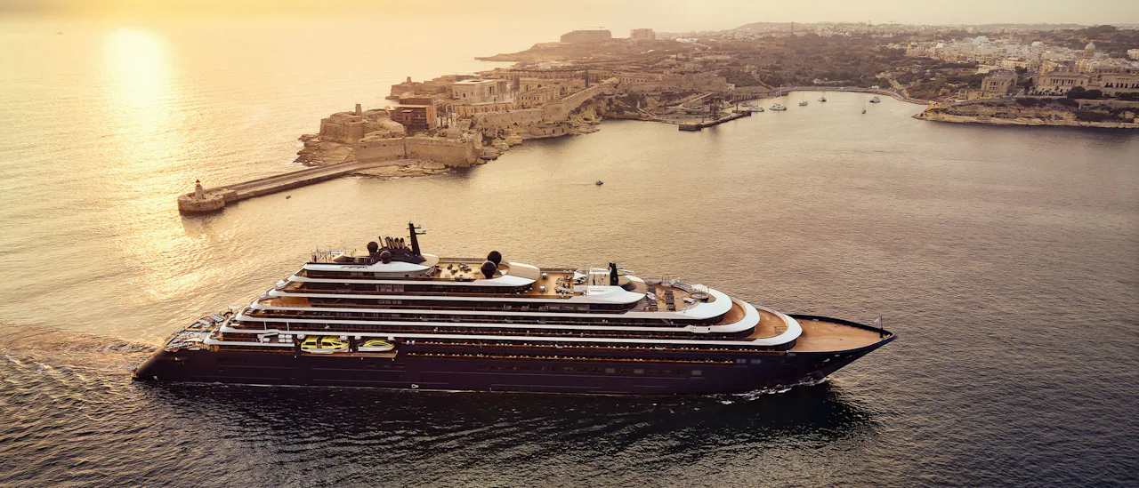 Evrima sailing in to Valletta, Malta