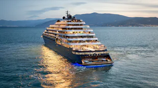 Ritz-Carlton Yacht Collection - Evrima