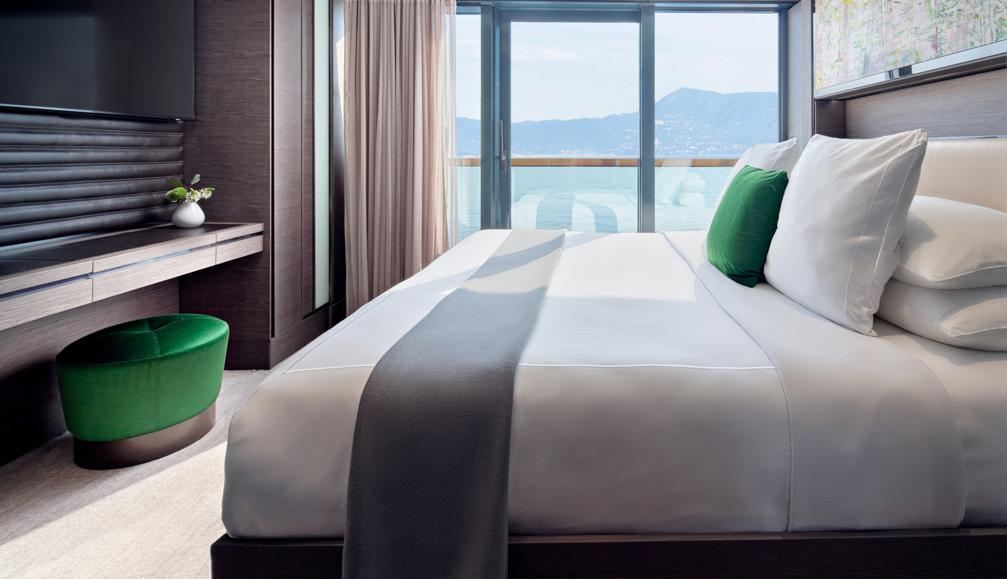 Ritz Carlton Yacht Collection - Evrima - View Suite