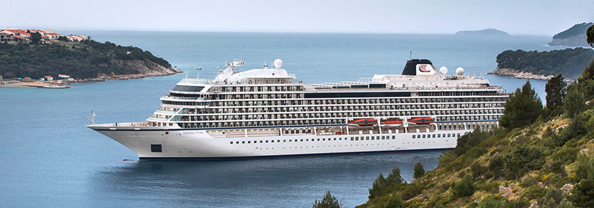Viking Star cruising towards Dubrovnik, Croatia
