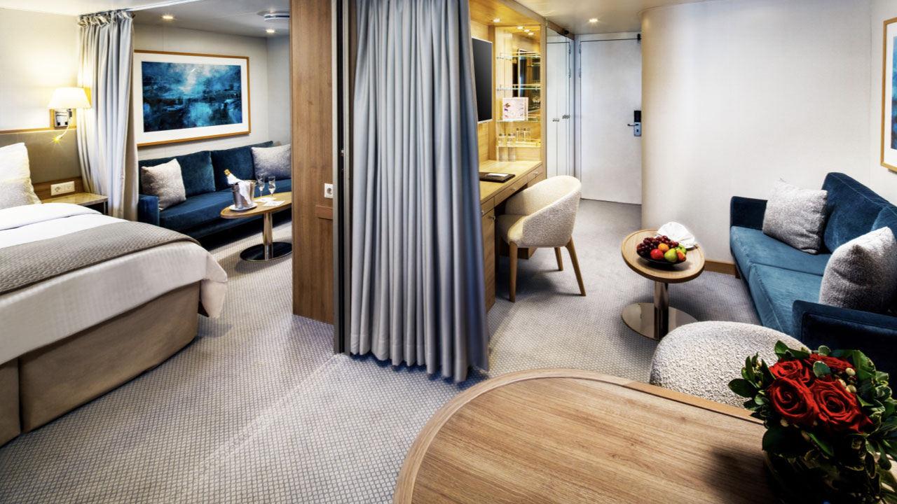 SeaDream II Commodore Suite