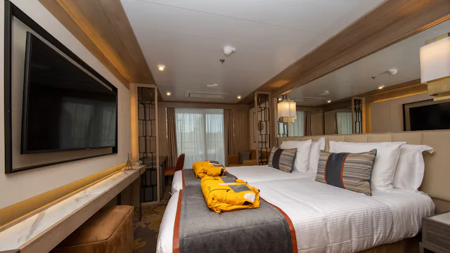 Quark Expeditions - World Explorer - Veranda Suite