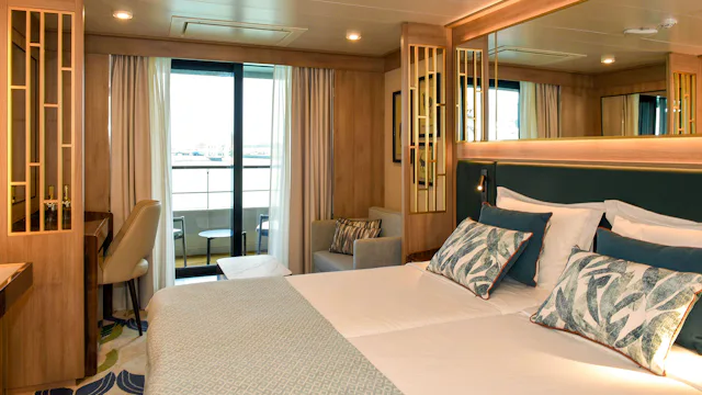 Quark Expeditions - World Voyager - Veranda Suite