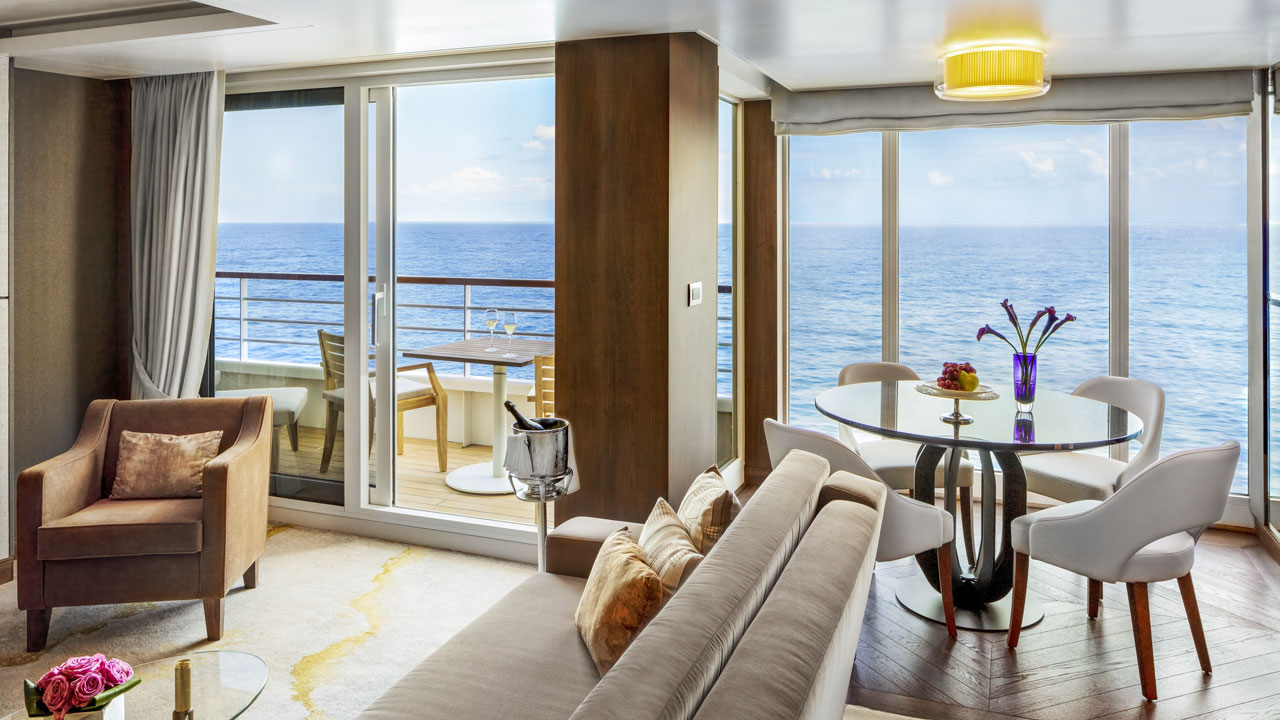 Crystal Penthouse Suite