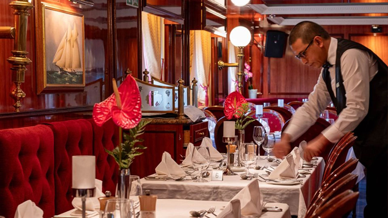 Royal Clipper Dining