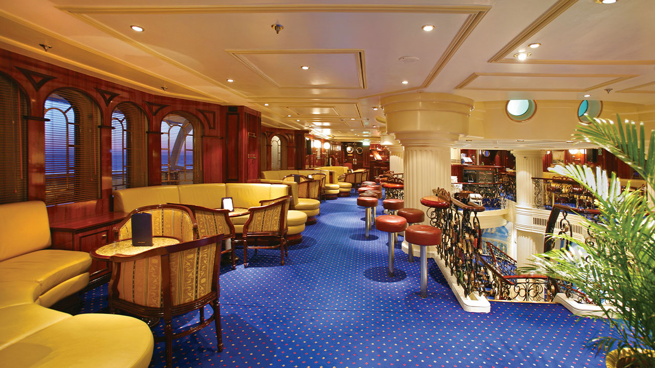 Royal Clipper Lounge