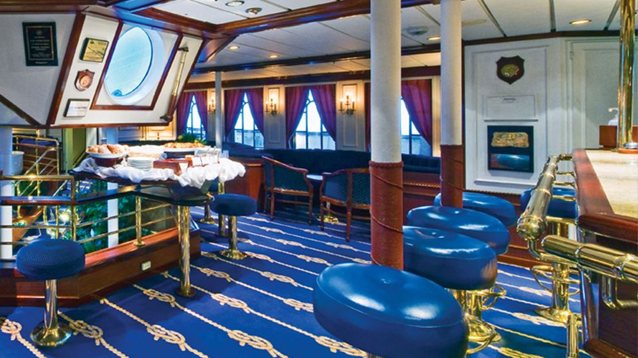 Star Clipper Bar