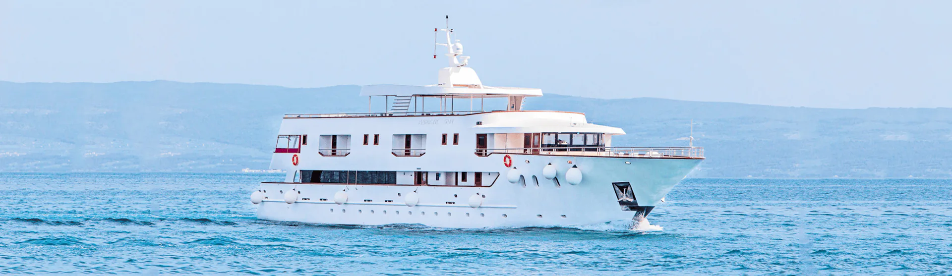 Riviera Travel - Adriatic Sun - yacht exterior